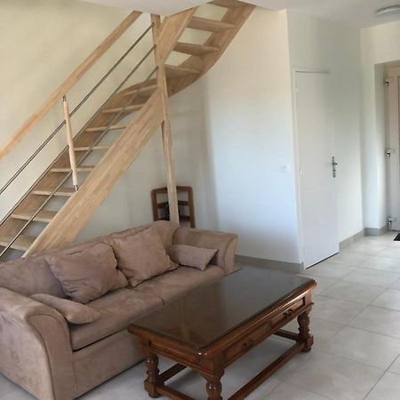 Résidence Merlin Saint-Malon-sur-Mel Extérieur photo