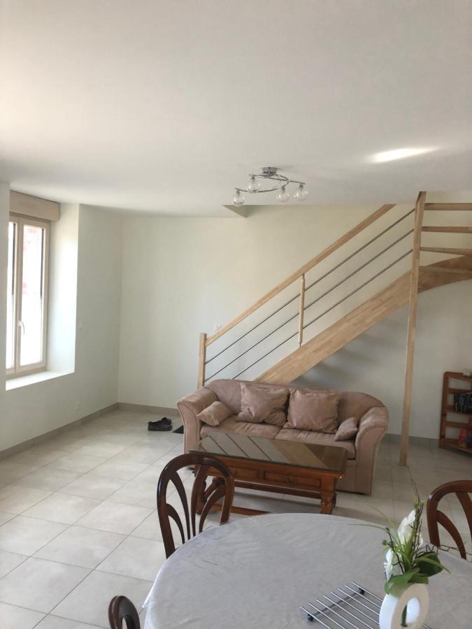 Résidence Merlin Saint-Malon-sur-Mel Extérieur photo