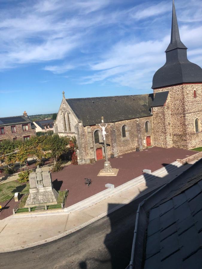 Résidence Merlin Saint-Malon-sur-Mel Extérieur photo